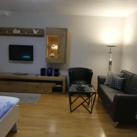別荘 Comfortable And Beautiful Apartment In The H Nruck With Magnificent Enclosed Garden Mastershausen