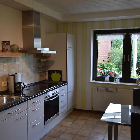 Comfortable And Beautiful Apartment In The H Nruck With Magnificent Enclosed Garden 別荘